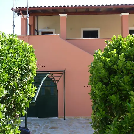 Spiti Anna Maria * Corfu (city)